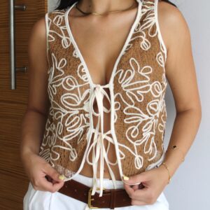 Chaleco alto Bordado Beige