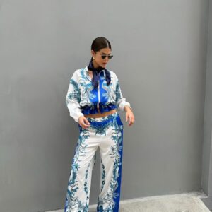 Set de Pantalón Ancho y Chaqueta Corta Estampada