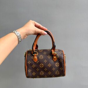 Cartera brow