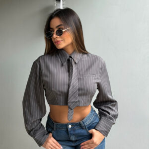 Blusa corbata corte recto